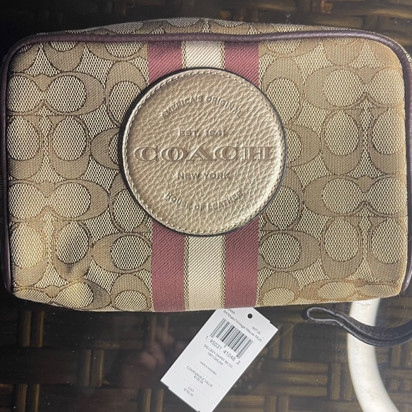 COACH wristlet - Picture 2 of 3